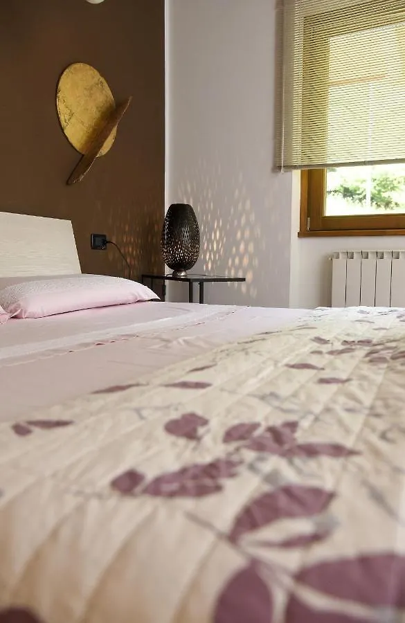 Villa La Casa Di Emy Solto Collina Italien