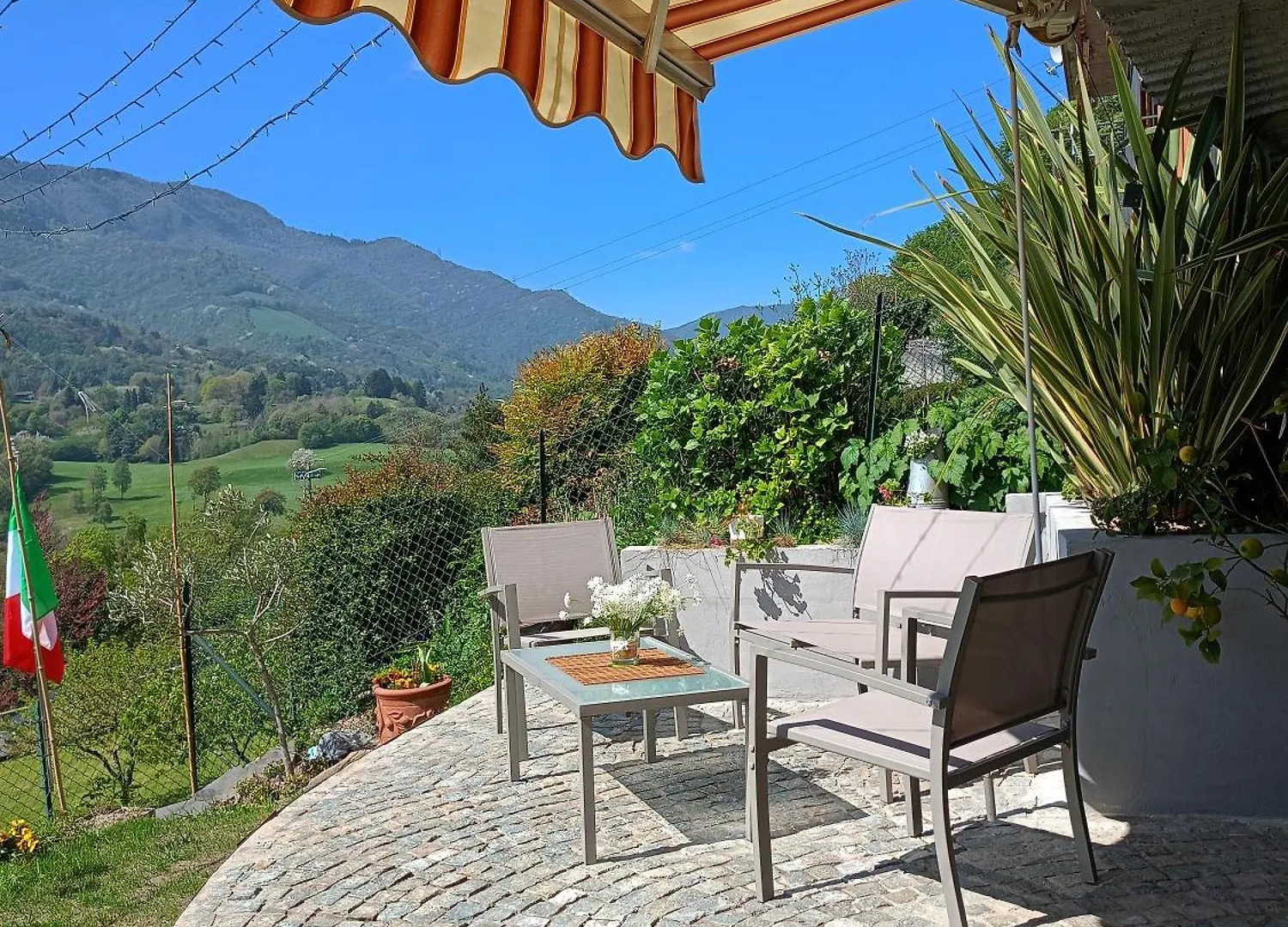 Villa La Casa Di Emy Solto Collina Ferienhaus